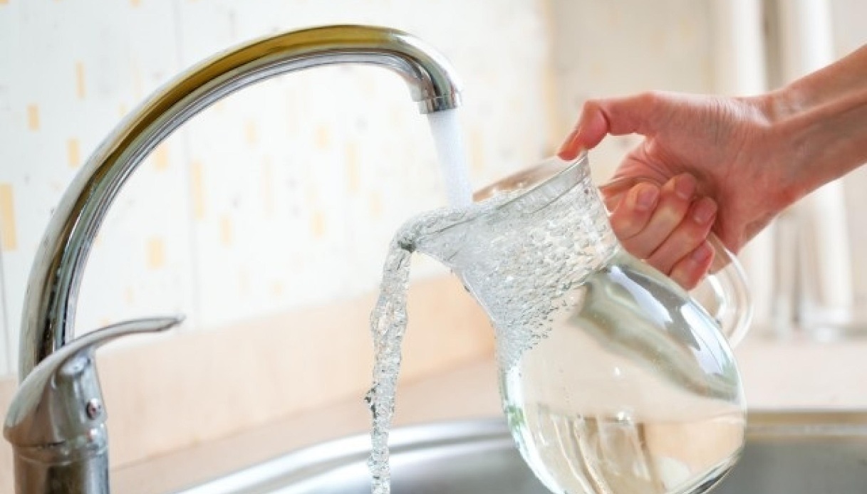 In Basilicata la crisi idrica è grave, i cittadini sono costretti a bere l’acqua del fiume inquinato