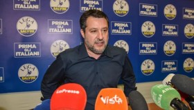 Salvini cambia l’esame della patente, dal 2025 ci sarà più pratica alla guida e meno teoria