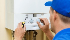 Addio al bonus caldaia dal 2025, tutte le alternative sostenibili