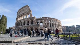 Giubileo a Roma e prezzi alle stelle, tutti gli aumenti dal caffè agli affitti