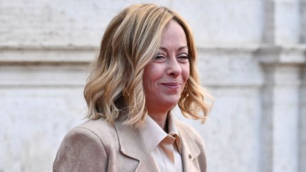 Meloni e Schlein sempre più vicine nei sondaggi, incognite su M5S e Forza Italia