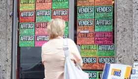 Prezzi delle case in salita nel 2025, a Genova e Torino il picco per acquisto e affitto