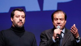 Le 700mila lettere inviate dal Fisco fanno litigare Salvini e Leo, si spacca la maggioranza