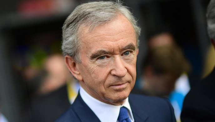 Chi sono gli uomini più ricchi del mondo presenti alla cerimonia di insediamento di Trump: Bernard Arnault