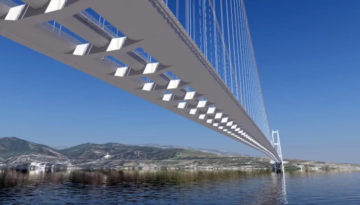 Inizio lavori per il Ponte sullo Stretto, atteso il via libera nel 2025 ma ci sono ostacoli