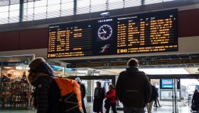 Treni cancellati a Milano per un guasto, ritardi e disagi in tutta Italia