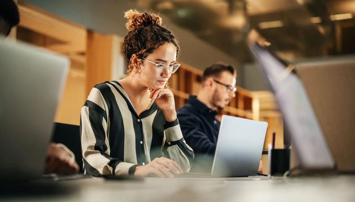 Certificato per la parità di genere, via al bonus da 2.500 euro per imprese e professionisti