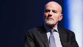 Eni: utile netto 1° trimestre supera attese a 1,3 miliardi euro