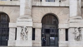 La Borsa del 21 febbraio, Europa contrastata ma Milano chiude a +0,45%, brilla Campari