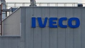 Iveco valuta lo spin-off della divisione difesa, conti in salute e azioni in rialzo del 14%