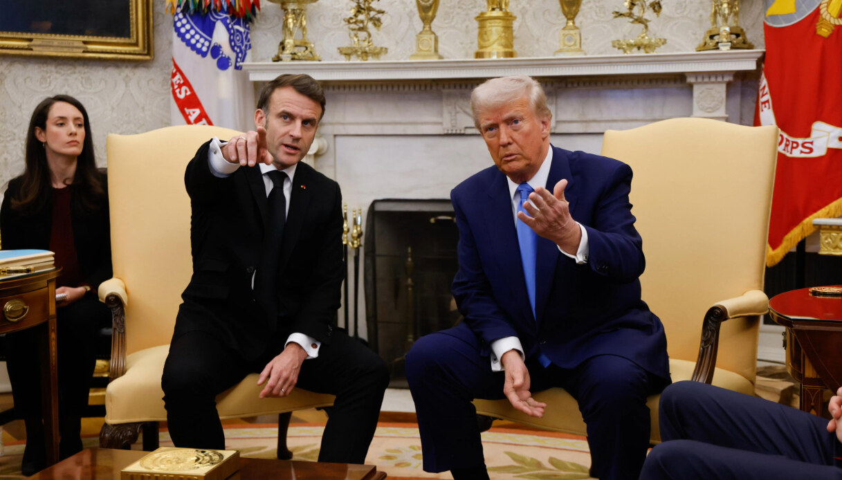 Macron corregge Trump in diretta tv, l’Ue ha pagato il 60% degli aiuti all’Ucraina: è vero?