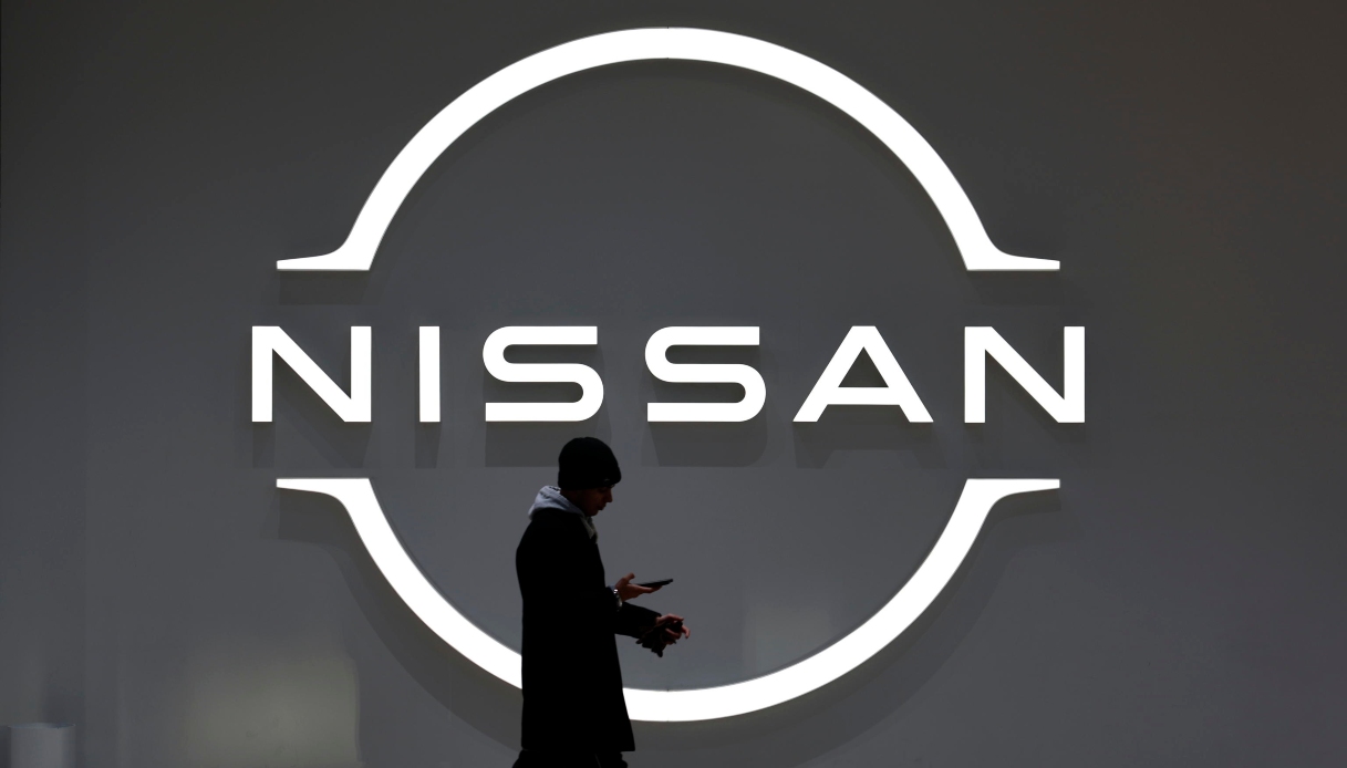 Tesla investe in Nissan, c’è il piano per attirare Musk: il titolo giapponese vola in Borsa