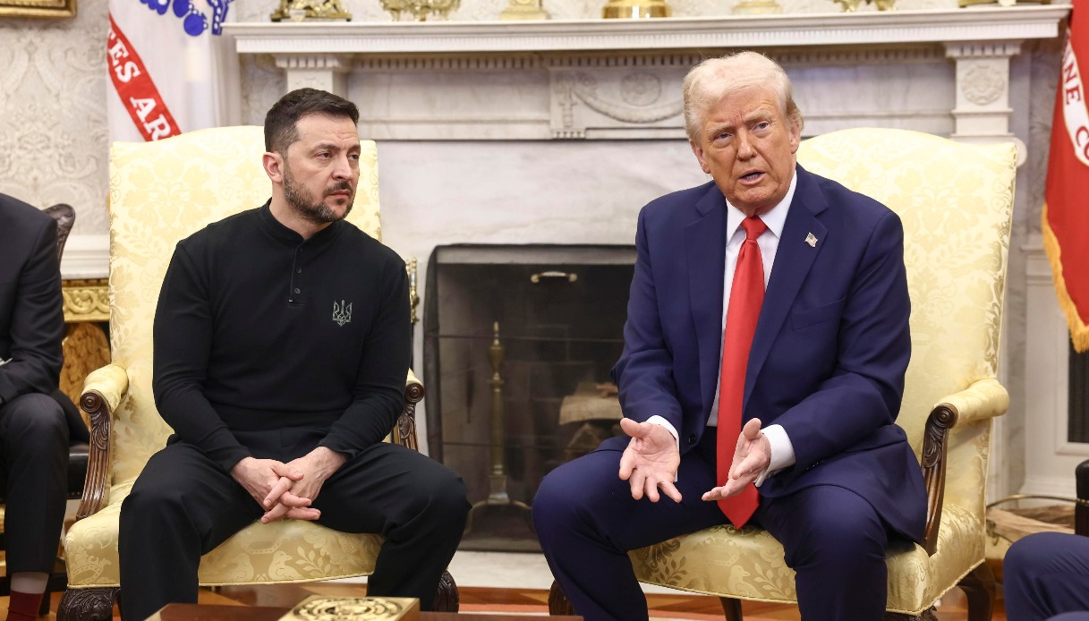 Trump e Zelensky finisco l’incontro alzando la voce, salta accordo sulle risorse minerarie