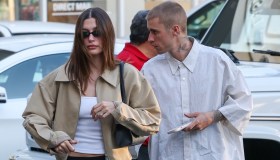 Justin Bieber ci suggerisce una silhouette oversize per la mezza stagione