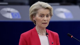 Anti dazi rimandati, l’Ue cerca l’accordo con Trump per disinnescare la crisi