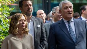 Nei sondaggi politici centro-destra vicino al 49%, centro-sinistra sfiora il 31%