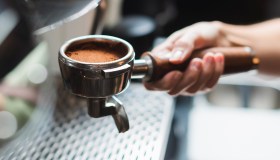 Caffè più costoso, il prezzo è raddoppiato a causa delle speculazioni