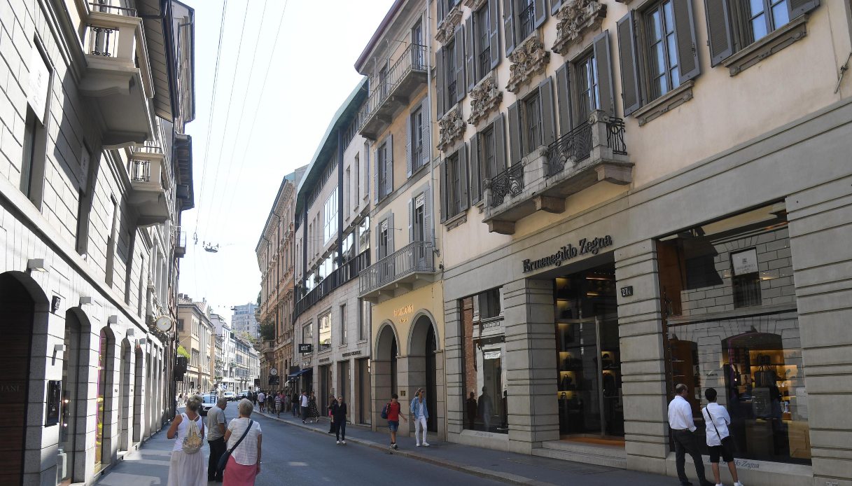 Kering vende il palazzo di Via Monte Napoleone a Milano, valutato 1,3 miliardi