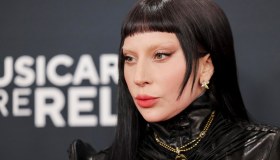 Lady Gaga accusata di plagio per “Mayhem”, causa da 100 milioni