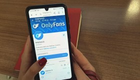 OnlyFans vietato alle maestre, scatta il licenziamento: cosa dice la legge