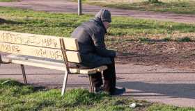 L’assegno sociale può essere revocato se non si comunica il reddito