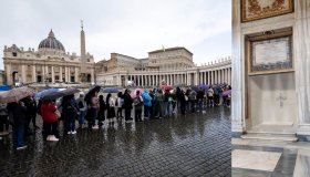 La tomba di Papa Francesco, chi paga i funerali: il benefattore di Bergoglio