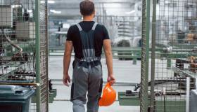 Lavoratori poveri anche se full time, il 9% fatica ad arrivare a fine mese