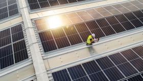 Rinnovabili, via agli incentivi alle Pmi per l’autoproduzione di energia. E c’è la proroga