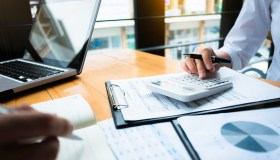 Partite Iva più a rischio povertà dei dipendenti, la classifica delle regioni