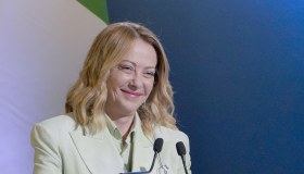 Sondaggi politici, FdI supera di nuovo il 30% mentre il Pd avanza e il M5S inciampa