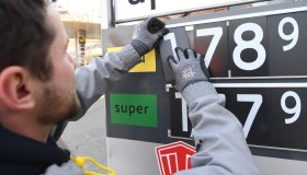 Benzina più conveniente grazie al taglio delle accise dal 15 maggio
