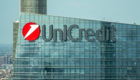 UniCredit acquista il 20% di Alpha Bank, risiko bancario in Europa