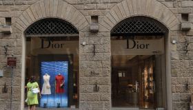 Dior, accordo con l’Antitrust sullo sfruttamento: vale 2 milioni