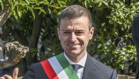 Il sindaco di Sorrento arrestato, Massimo Coppola accusato di induzione indebita