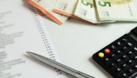 Fatturazione Iva, scatta l’obbligo dopo il servizio anche senza ricevere il pagamento