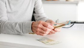 Pensioni, fermare l’aumento dell’età costa troppo al Governo