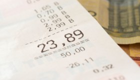 Per quanto tempo conservare gli scontrini e perché