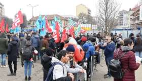 Network Contacts conferma 90 licenziamenti a Crotone, salta l’accordo