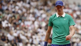 Roland Garros molto ricco per Sinner, il terzo turno gli vale 1.400 euro al minuto