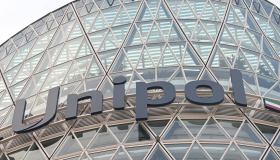 Unipol, arriva il bonus di 1.850 euro ai dipendenti. Tornerà anche lo smart working?