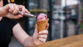 Aumenta il prezzo dei gelati, paghiamo di più per mangiarne meno