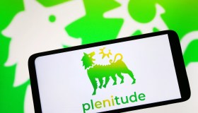 Azioni Eni in rialzo dopo la cessione del 20% di Plenitude ad Ares
