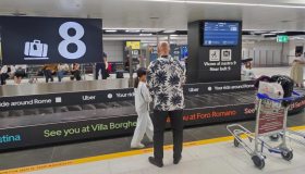 Prezzi dei voli in aumento, viaggiare in estate costa 1.700 euro