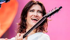 Elisa, tour in autunno: date e prezzi dei biglietti del Palasport 2025