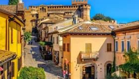 Nelle Marche mutui in crescita, spicca la provincia di Pesaro e Urbino