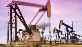 Petrolio, nel pacchetto di sanzioni Ue alla Russia taglio tetto a 45 dollari