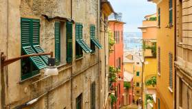 Quanto ci vuole per vendere casa in Italia? A Genova record negativo