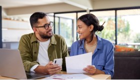 Risparmiare in coppia, strategie per gestire le finanze insieme