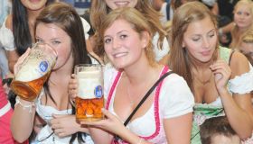 Crisi della birra in Germania, consumi al -7% nel 2025 e aumenti in arrivo