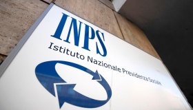 Calendario pagamenti Inps di agosto, Assegno unico, pensioni e Naspi